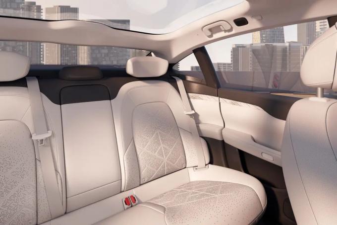 Νίο Et7 4 πόρτες και 5 θέσεις πολυτελές αυτοκίνητο νέας ενέργειας 5